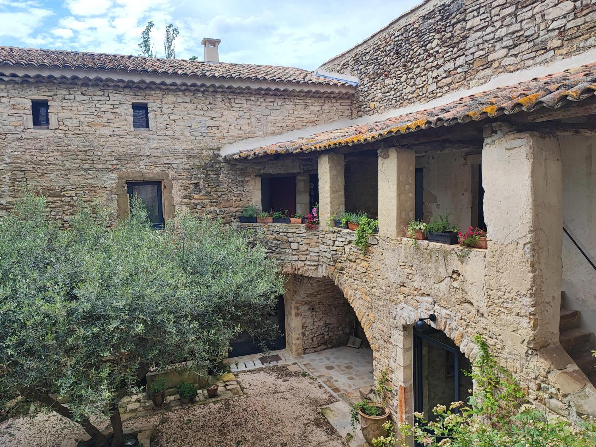 ホテル Magnanerie De Sainte Croix エクステリア 写真